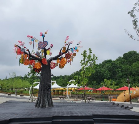 군위 삼국유사 테마파크 사탕 나무